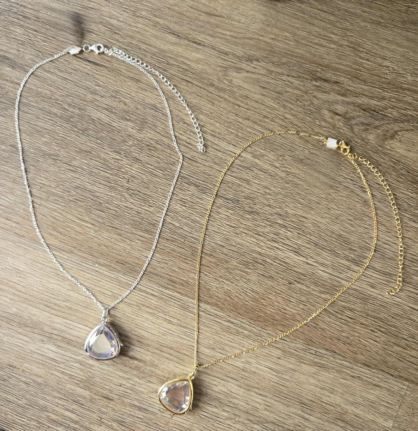 Heirloom Locket - Teardrop Cut