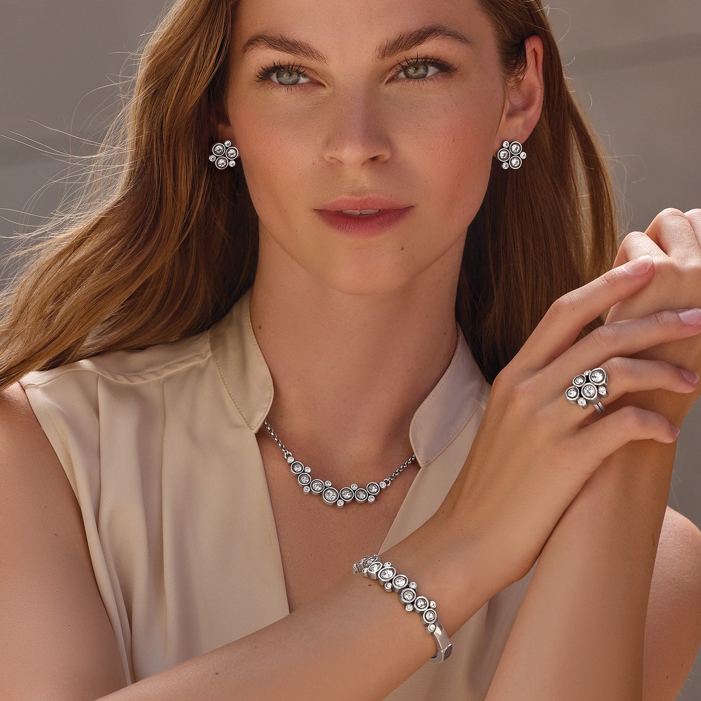 Constella Cluster Post Earrings