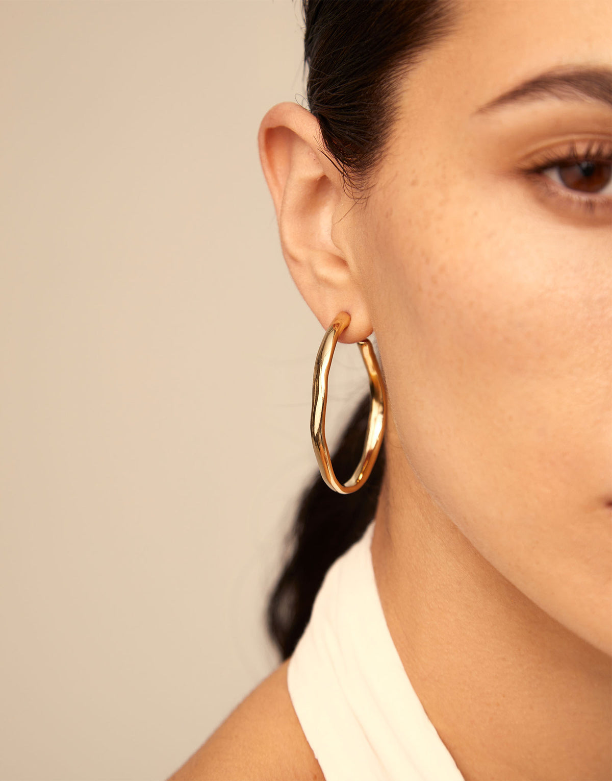 Ohmm - Open hoop earrings - Gold