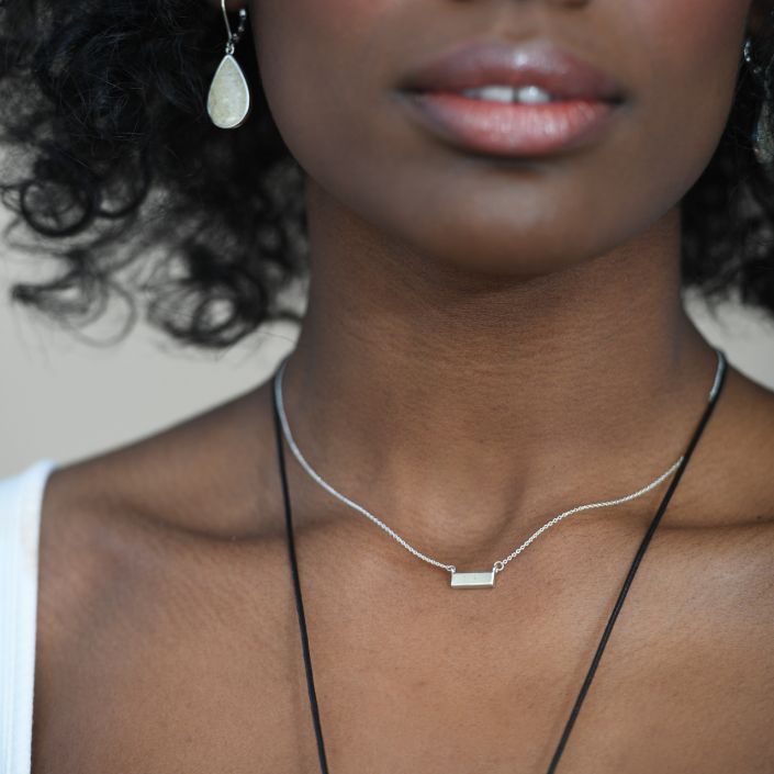Delicate Dune Bar Necklace