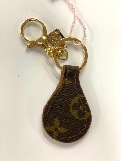 Upcycled LV: Rounded Keyfob Flourish