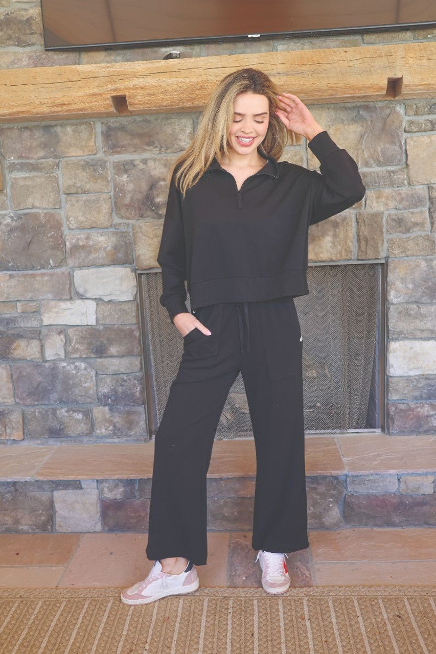 Cropped Quarter Zip Pullover - Black