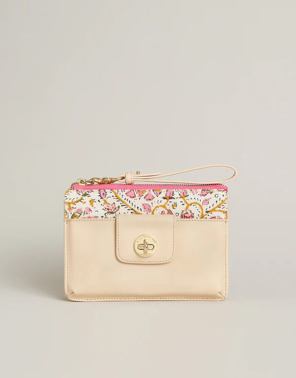 Lela Wristlet Pepper Hall