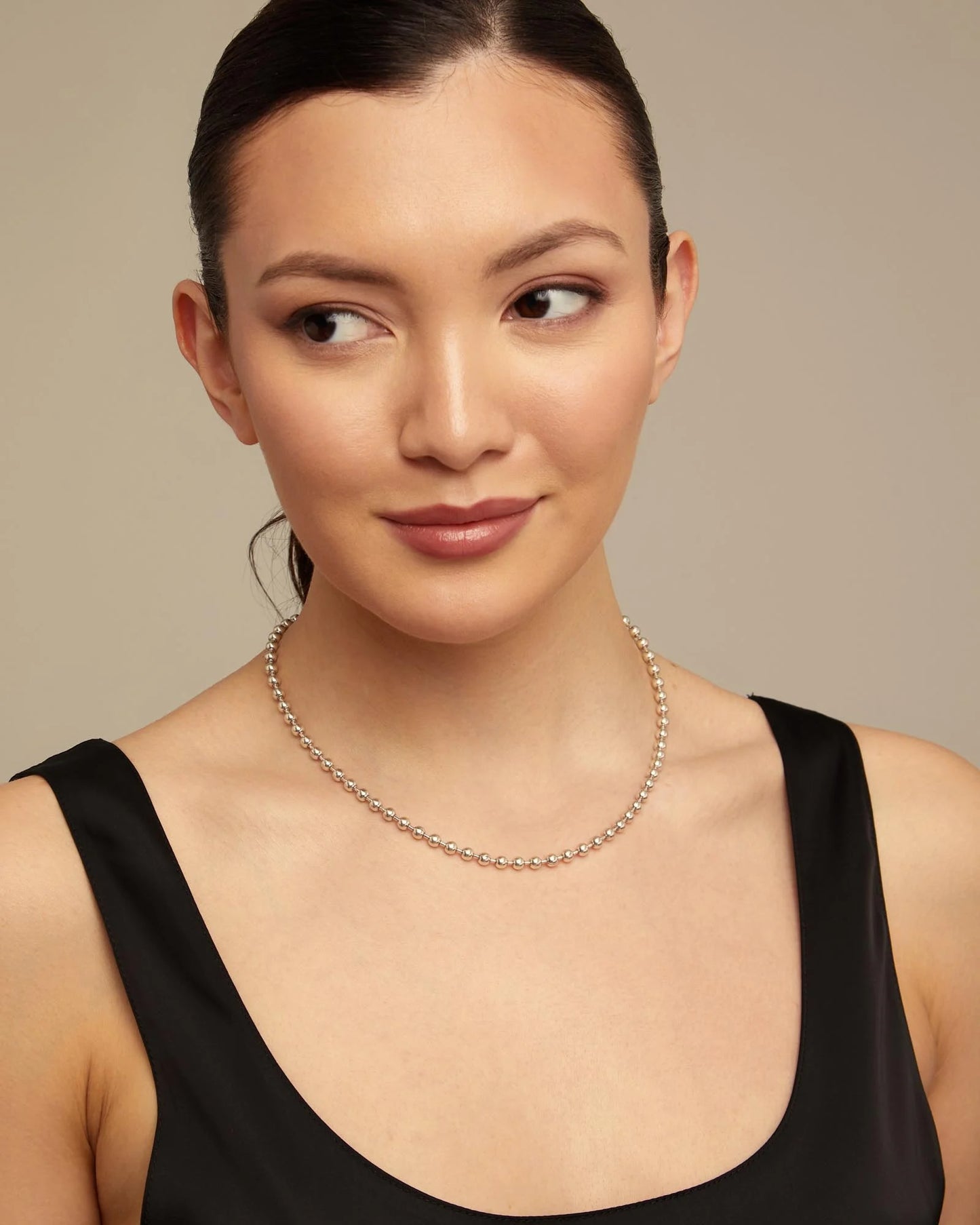 Emotions - Beaded chain necklace - Silver
