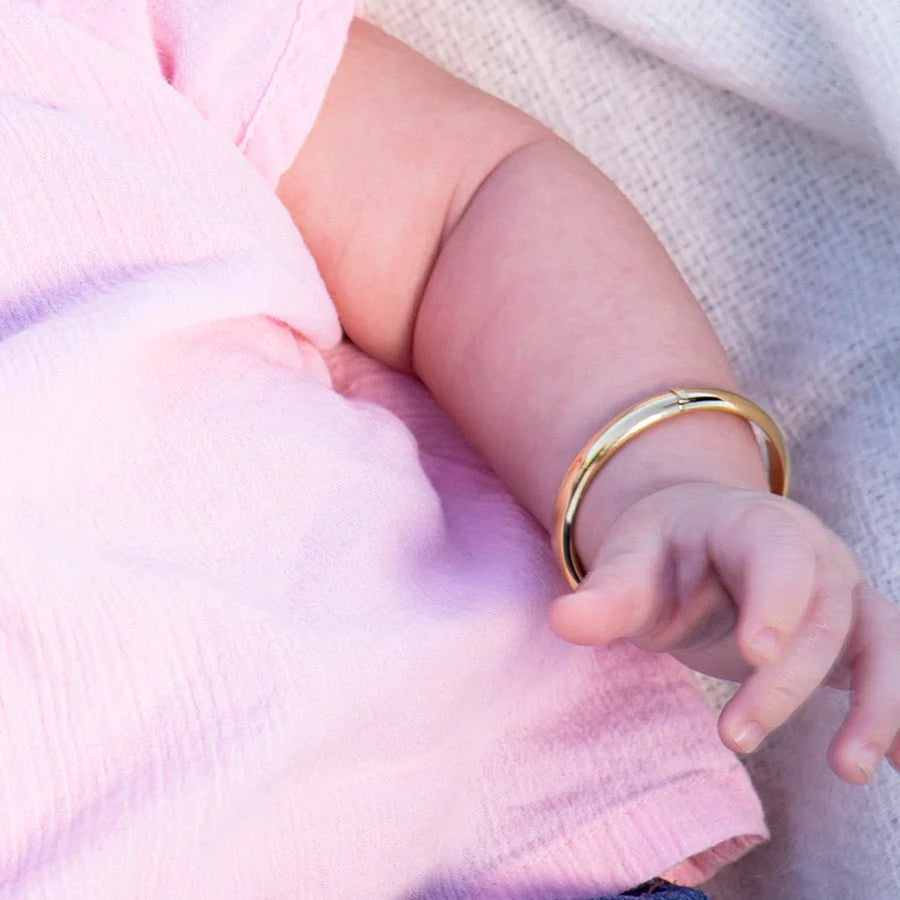 Classic Gold-Plated Bangle