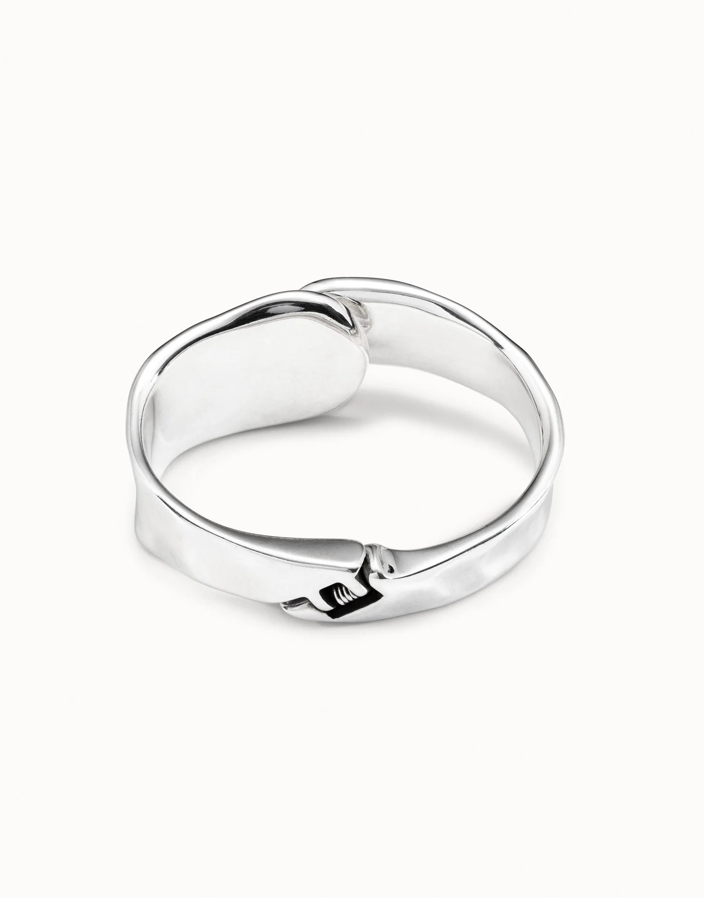 Minimalist bangle bracelet