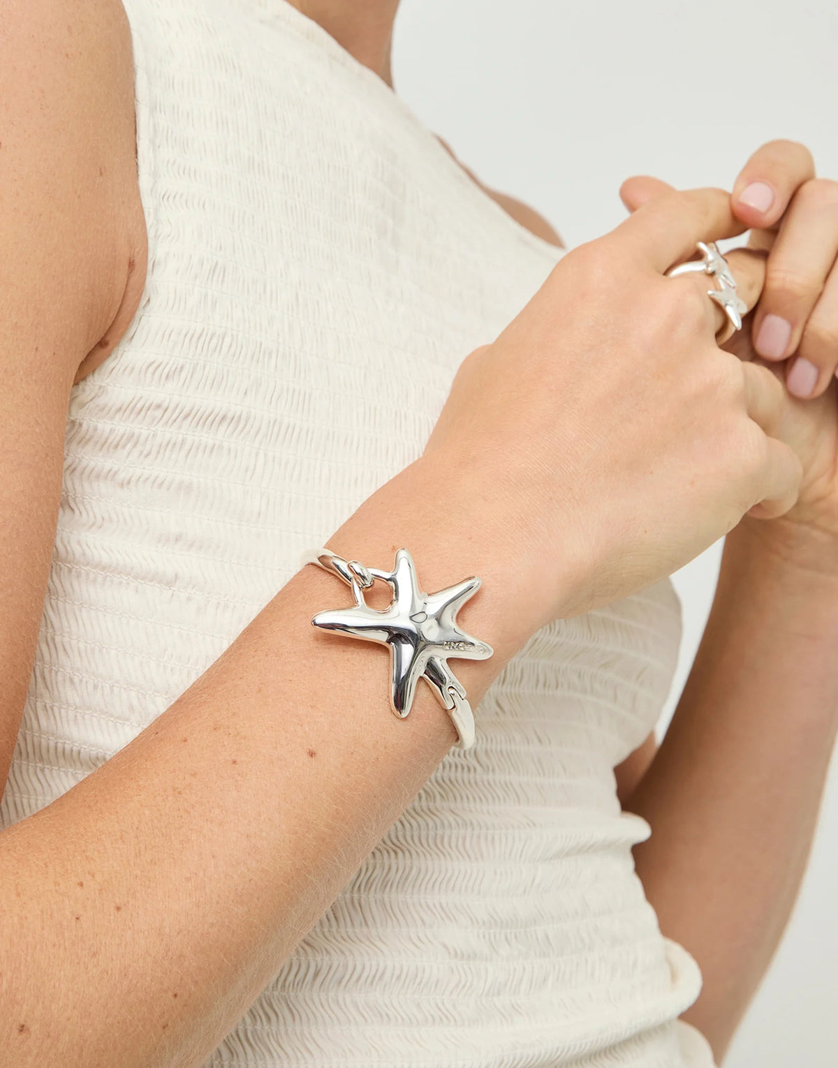 Arcadia - Bracelet Stellaris - Bangle bracelet with starfish - Silver