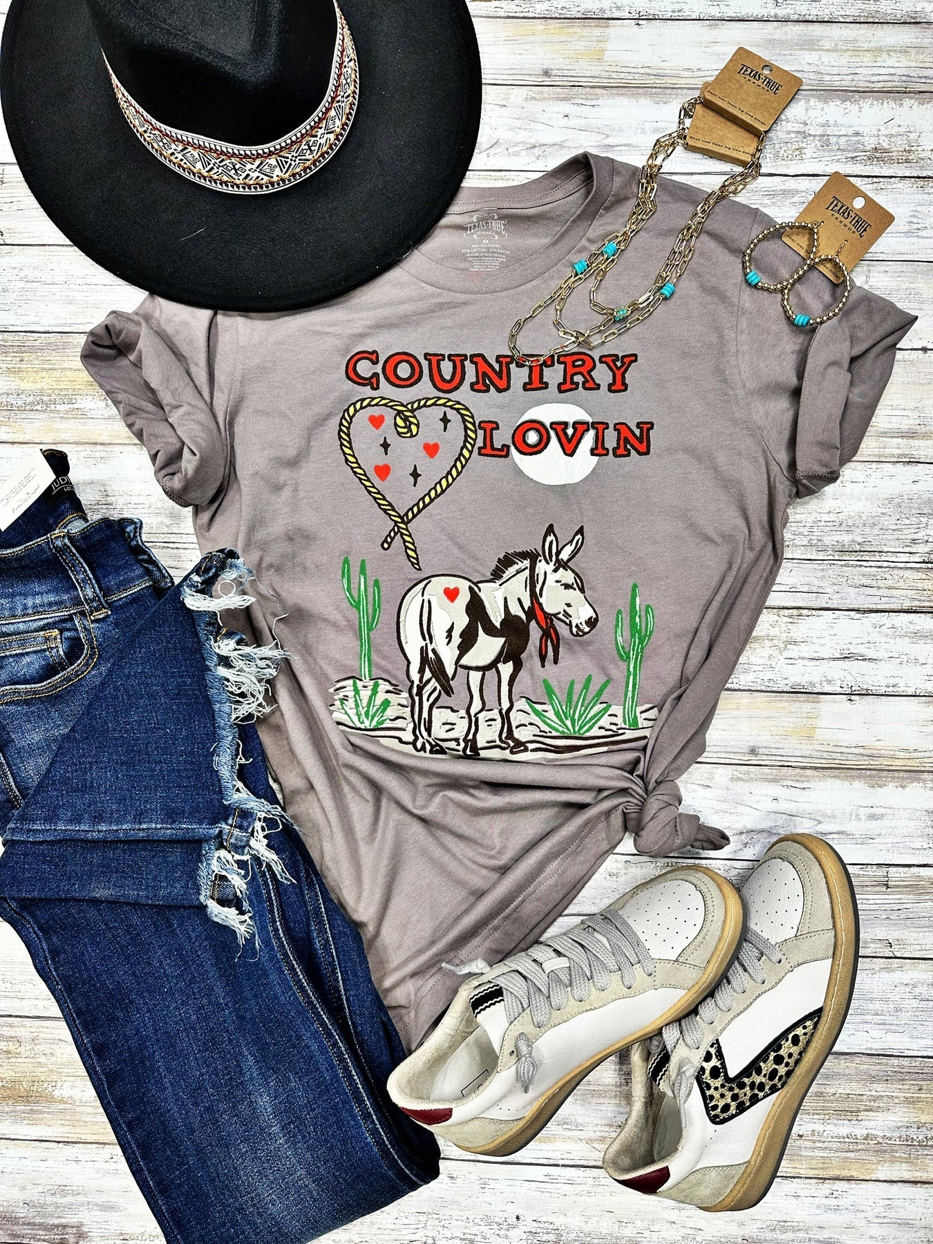 Country Lovin' Tee