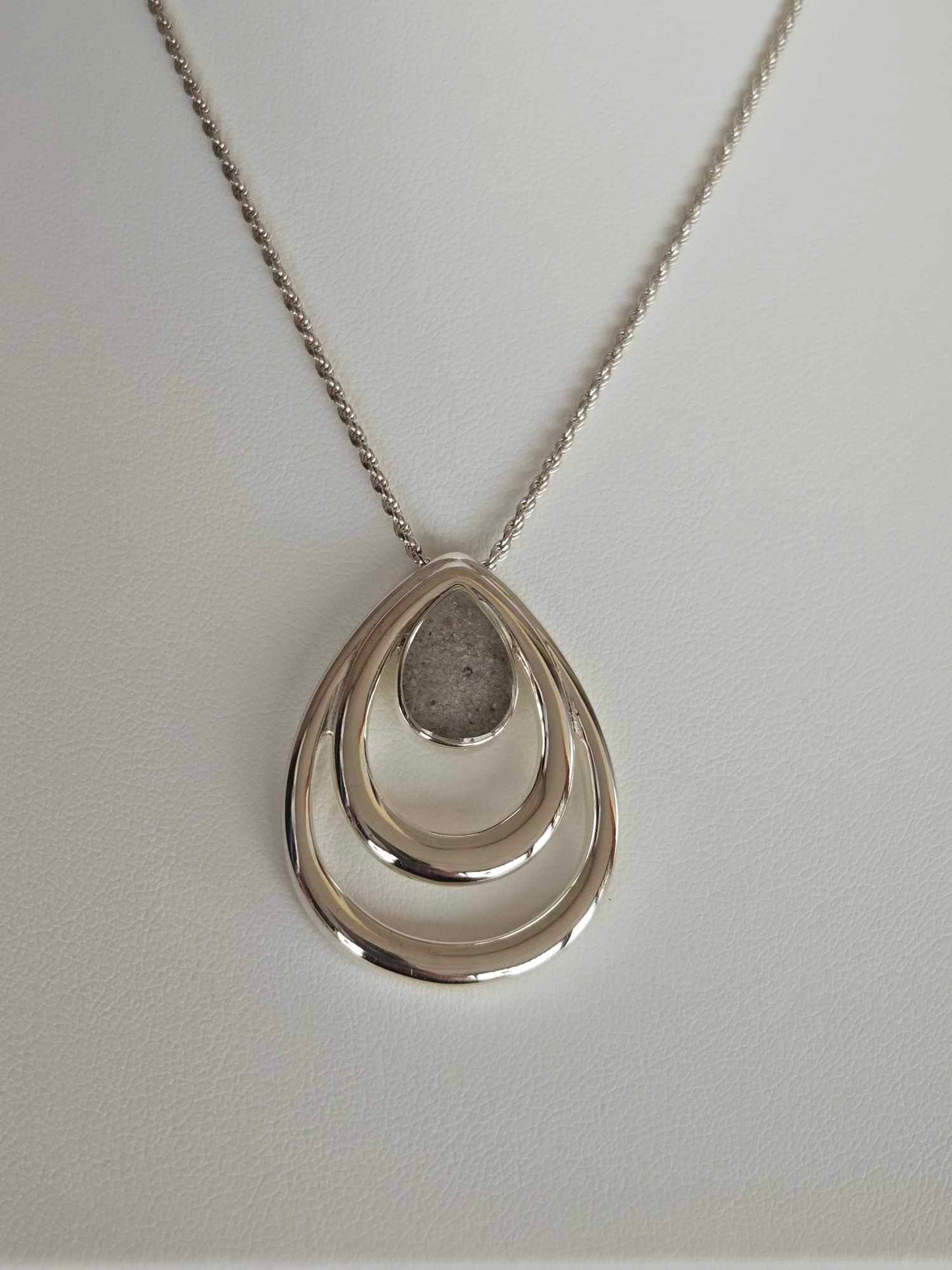 Teardrop Ripple Necklace