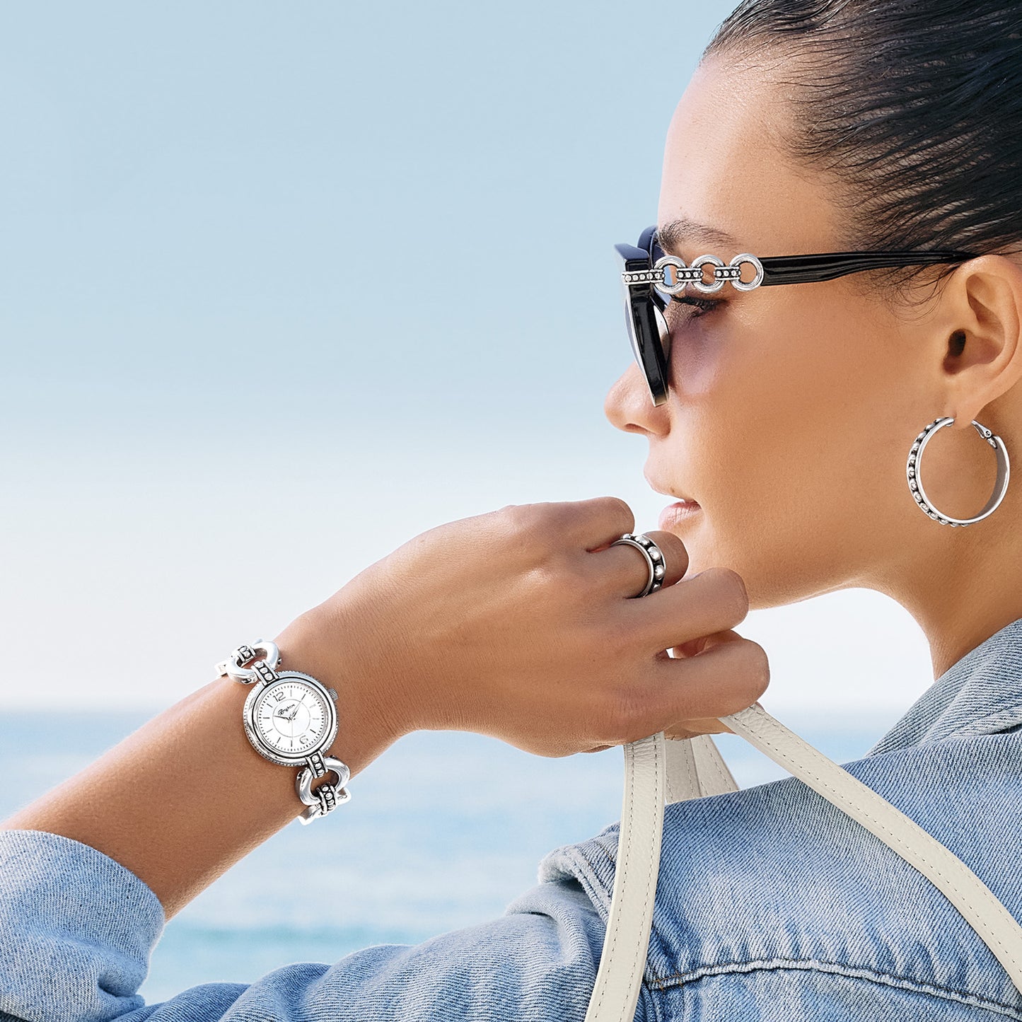 Astoria Watch