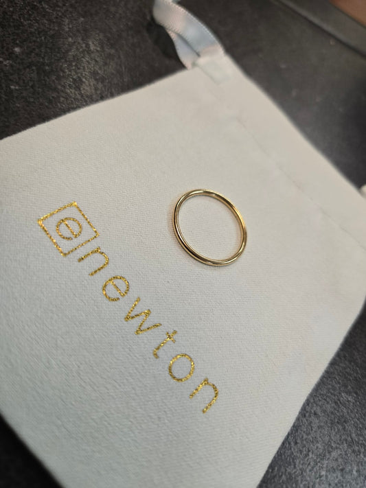 Classic Gold Thin Band Ring