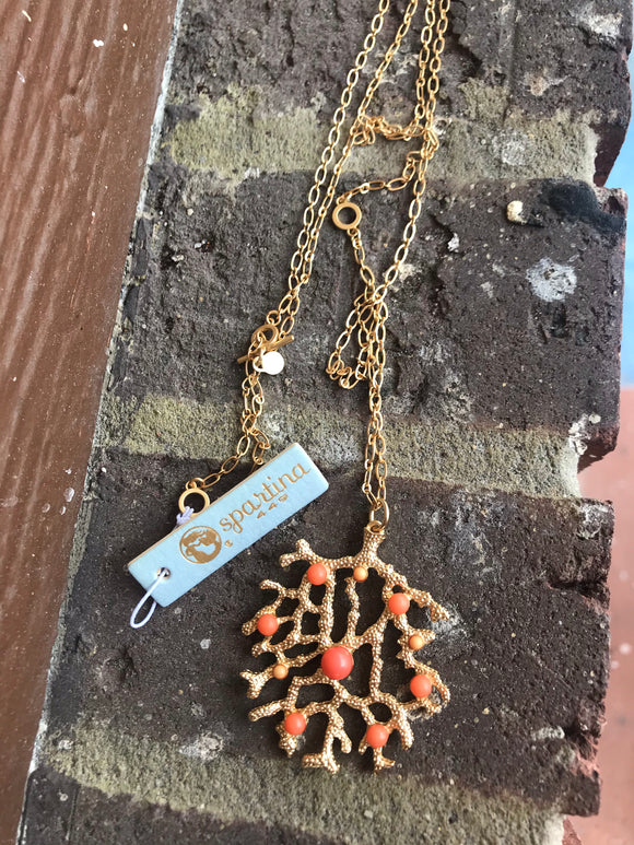 Coral Toggle necklace